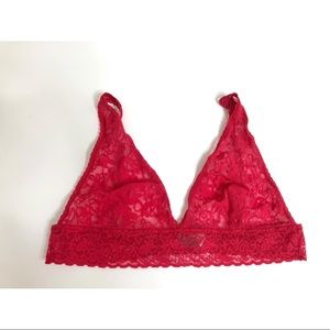 Victoria’s Secret Extended Plunge Lace Bralette